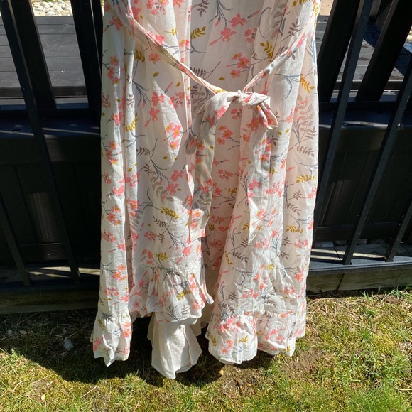 Beautiful brand new Bonpoint floral dress size 34 - Picture 4 of 4